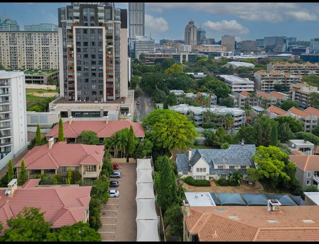2 BEDROOM APARTMENT FOR SALE IN MORNINGSIDE